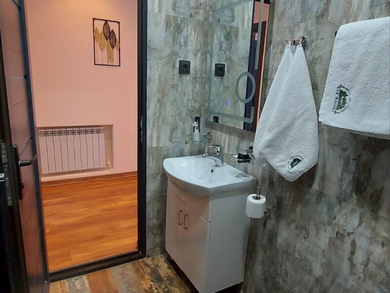 Կոդ–DJ54 Հյուրանոցի սենյակ