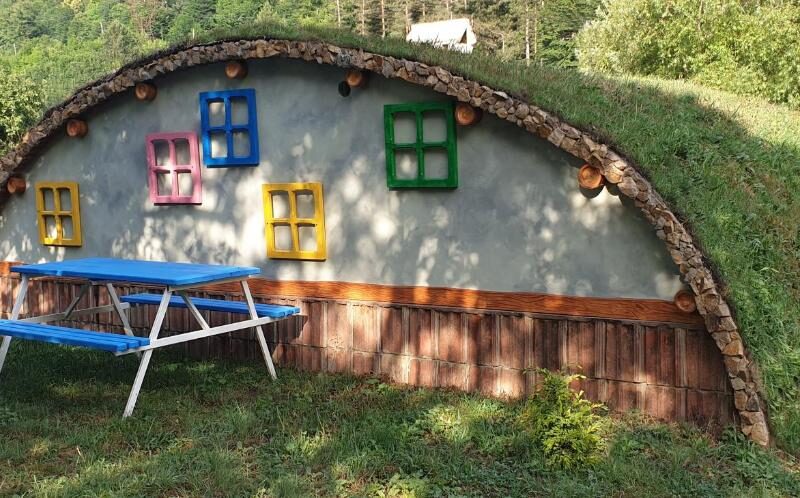 Կոդ–DJ57 Հյուրանոցի քոթեջ