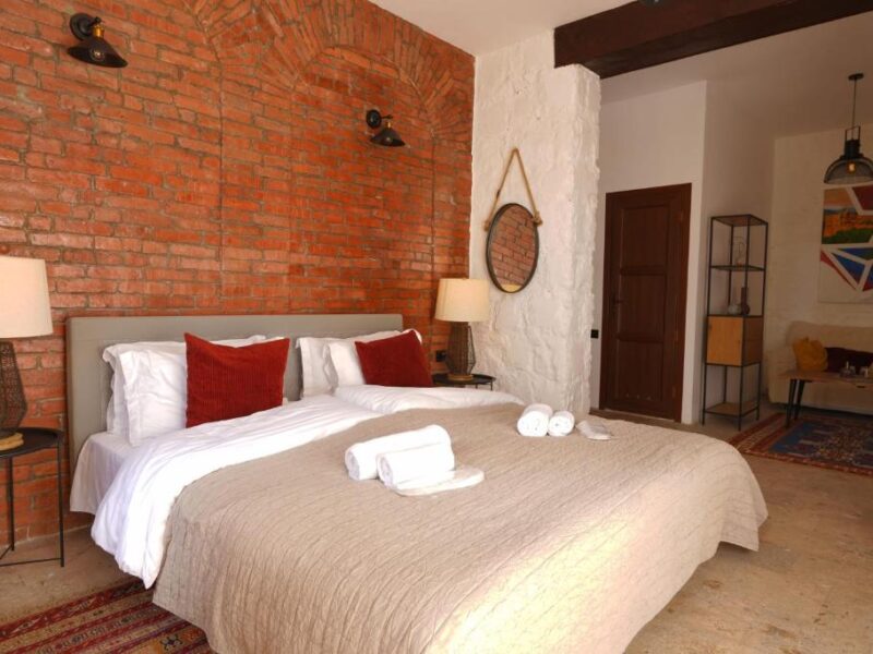 Կոդ–DJ70 Հյուրանոցի սենյակ