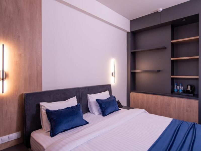 Կոդ–DJ39 Հյուրանոցի սենյակ