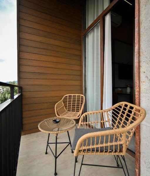 Կոդ–DJ61 Հյուրանոցի մանսարդային սենյակներ