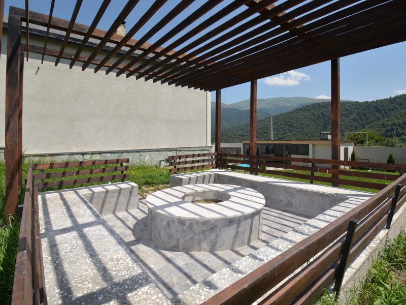 Կոդ–DJ72 Առանձնատուն