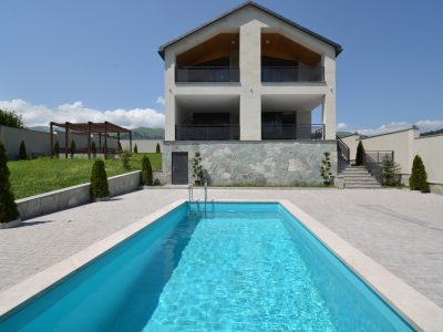 Կոդ–DJ72 Առանձնատուն