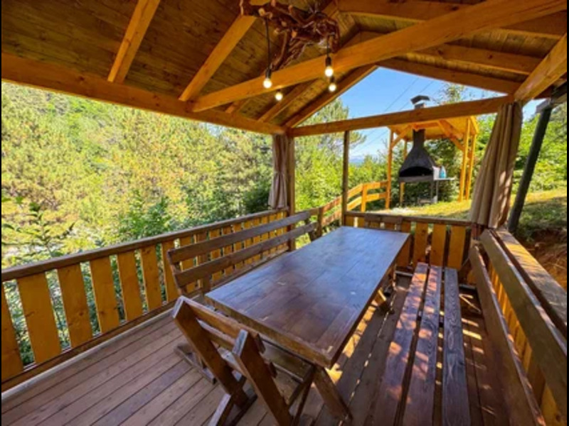 Կոդ–DJ75 Առանձնատներ