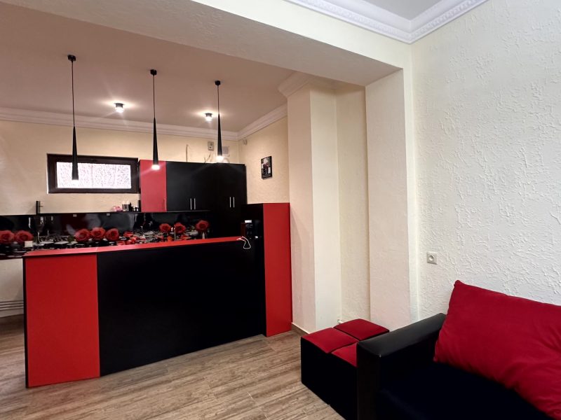 Կոդ–DJ28 Առանձնատուն