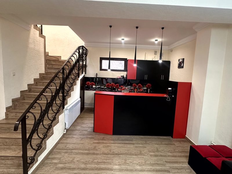 Կոդ–DJ28 Առանձնատուն