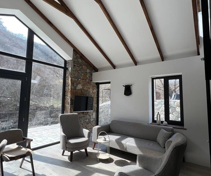 Կոդ–DJ78 Քոթեջ