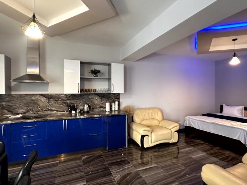 Կոդ–DJ84 Հյուրանոցի սենյակներ