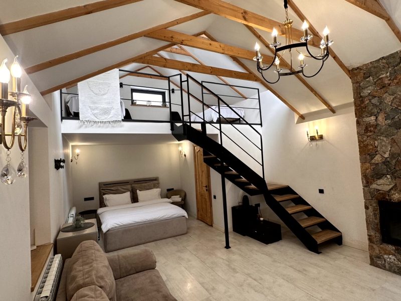 Կոդ–DJ77 Քոթեջ