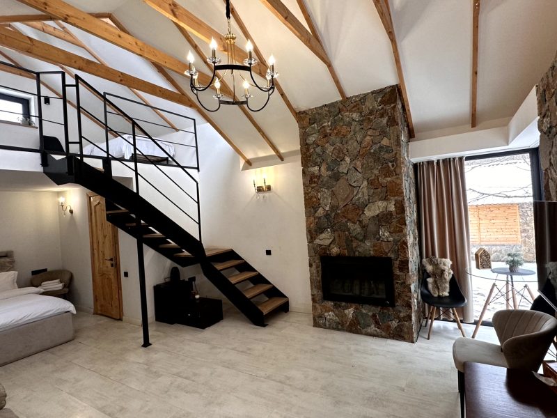 Կոդ–DJ77 Քոթեջ