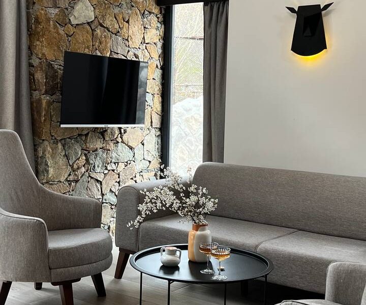 Կոդ–DJ78 Քոթեջ